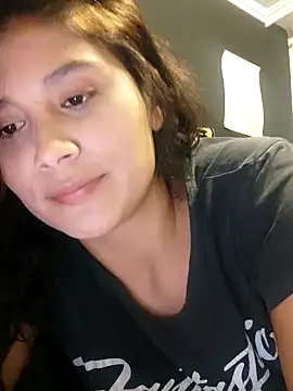 Snapshot of kinky_mila@xh chatting on 12.17.24 kinky milaxh online show from 12.17.24