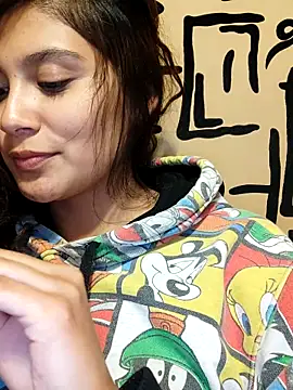 Snapshot of kinky_mila@xh chatting on 02.28.25 kinky milaxh online show from 02.28.25