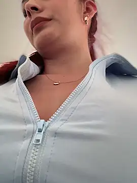 Snapshot of LINDA_PATTY94 chatting on 03.14.25 LINDA PATTY94 online show from 03.14.25