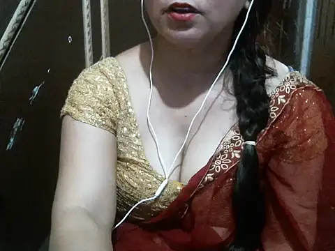 Snapshot of UrsMansi chatting on 10.16.25 UrsMansi online show from 10.16.25