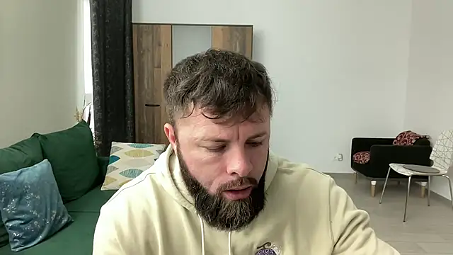 Snapshot of AlphaSparks chatting on 12.05.24 AlphaSparks online show from 12.05.24