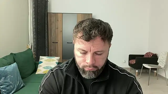 Snapshot of AlphaSparks chatting on 12.11.24 AlphaSparks online show from 12.11.24