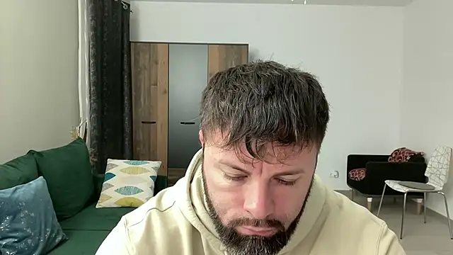 Snapshot of AlphaSparks chatting on 12.12.24 AlphaSparks online show from 12.12.24