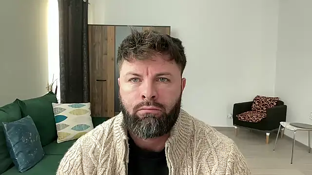 Snapshot of AlphaSparks chatting on 01.06.25 AlphaSparks online show from 01.06.25