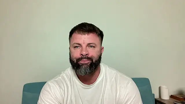 Snapshot of AlphaSparks chatting on 09.09.25 AlphaSparks online show from 09.09.25