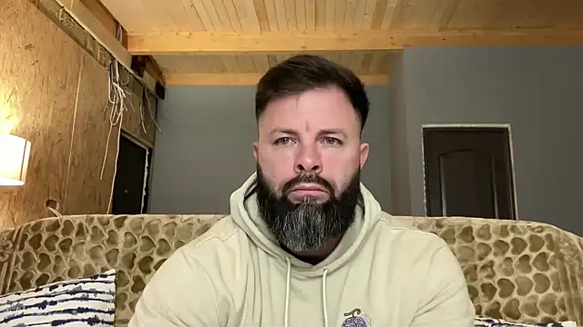 Snapshot of AlphaSparks chatting on 10.20.25 AlphaSparks online show from 10.20.25