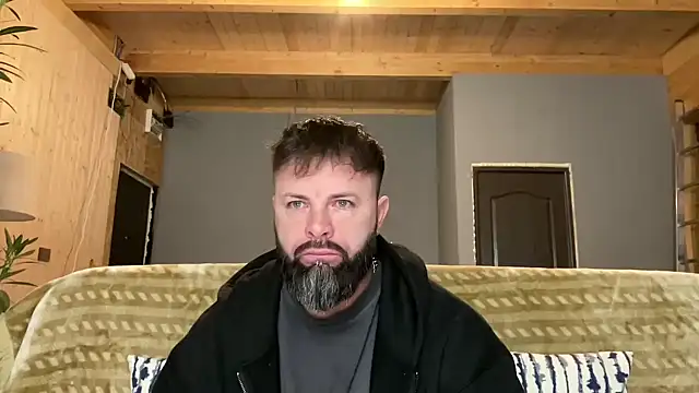 Snapshot of AlphaSparks chatting on 11.05.25 AlphaSparks online show from 11.05.25