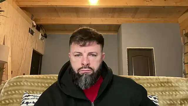 Snapshot of AlphaSparks chatting on 11.07.25 AlphaSparks online show from 11.07.25