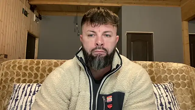 Snapshot of AlphaSparks chatting on 11.24.25 AlphaSparks online show from 11.24.25