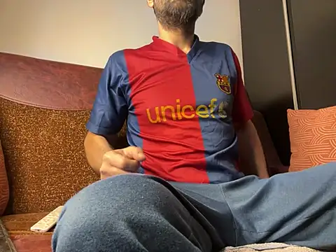 Snapshot of MarkReeds chatting on 02.04.25 MarkReeds online show from 02.04.25