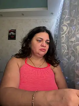 Snapshot of littleRikka chatting on 01.15.25 littleRikka online show from 01.15.25