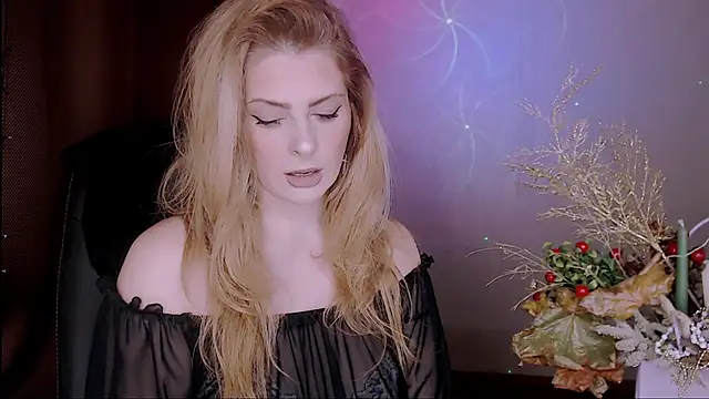 Snapshot of Eleonores chatting on 02.11.25 Eleonores online show from 02.11.25