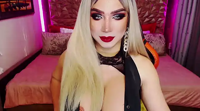 HugeCockDominantXxX online show from 12.23.24