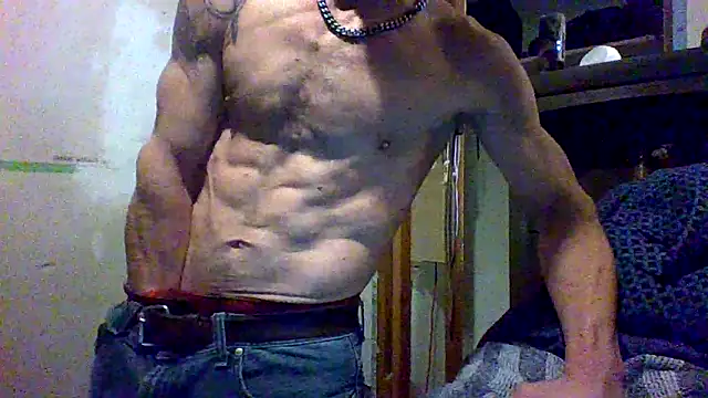 Snapshot of ThickDMatty@xh chatting on 03.10.25 ThickDMattyxh online show from 03.10.25