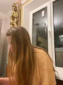 Snapshot of -MimmiLissa- chatting on 01.21.25 -MimmiLissa- online show from 01.21.25