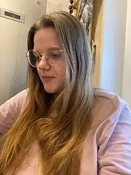 Snapshot of -MimmiLissa- chatting on 01.26.25 -MimmiLissa- online show from 01.26.25