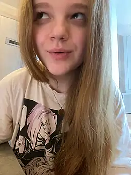 Snapshot of -MimmiLissa- chatting on 03.04.25 -MimmiLissa- online show from 03.04.25