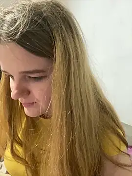 Snapshot of -MimmiLissa- chatting on 09.13.25 -MimmiLissa- online show from 09.13.25