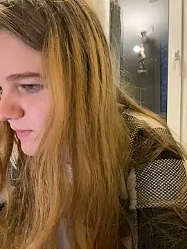 Snapshot of -MimmiLissa- chatting on 09.25.25 -MimmiLissa- online show from 09.25.25