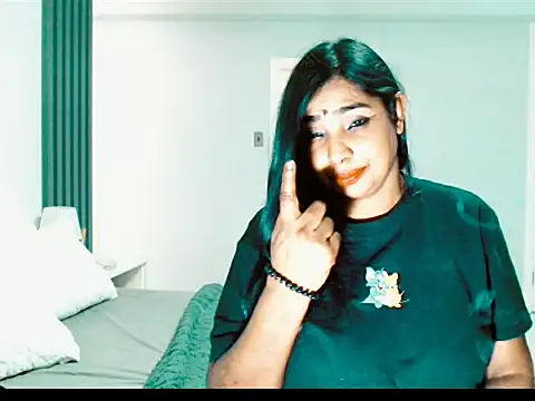 apishkagalmon online show from 11.08.25