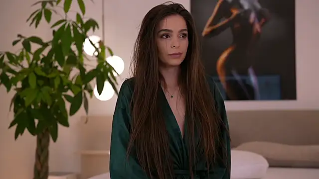 DoviaClaire online show from 09.30.25