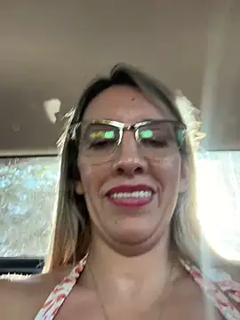 Snapshot of Gatitacarlita chatting on 02.27.25 Gatitacarlita online show from 02.27.25