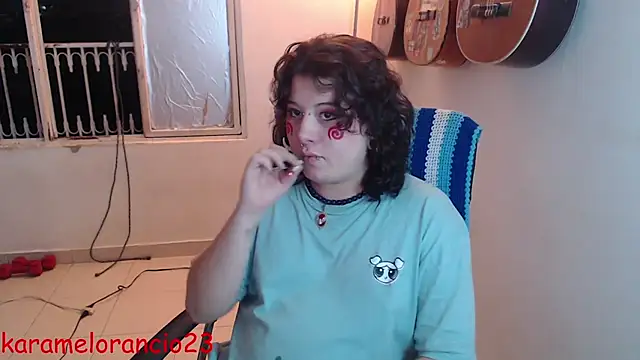 Snapshot of Smoke_trip_Alicia chatting on 09.17.25 Smoke trip Alicia online show from 09.17.25