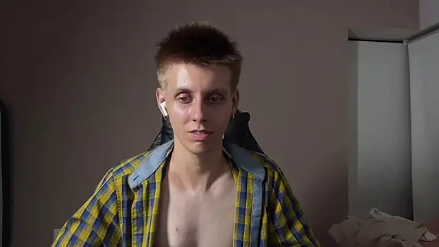 Snapshot of vladdymeow chatting on 01.27.25 vladdymeow online show from 01.27.25