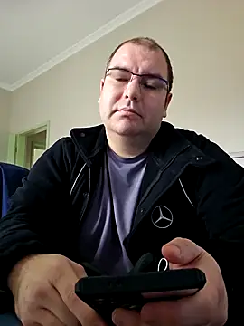 Snapshot of Andrew1900529 chatting on 12.16.24 Andrew1900529 online show from 12.16.24