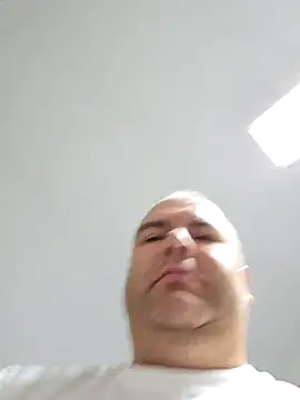 Snapshot of Andrew1900529 chatting on 09.24.25 Andrew1900529 online show from 09.24.25