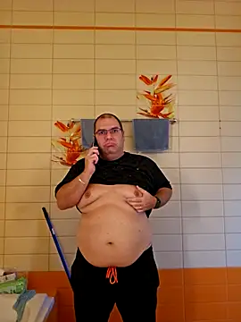 Snapshot of Andrew1900529 chatting on 09.29.25 Andrew1900529 online show from 09.29.25