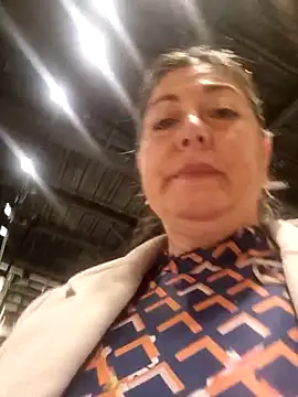 Snapshot of emma_tour chatting on 12.11.24 emma tour online show from 12.11.24