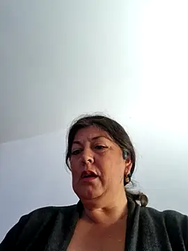 Snapshot of emma_tour chatting on 01.14.25 emma tour online show from 01.14.25