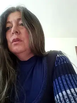 Snapshot of emma_tour chatting on 01.16.25 emma tour online show from 01.16.25