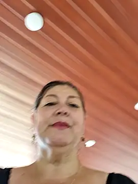 Snapshot of emma_tour chatting on 01.18.25 emma tour online show from 01.18.25