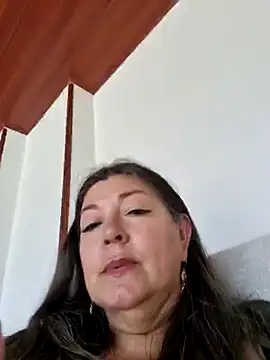 Snapshot of emma_tour chatting on 01.20.25 emma tour online show from 01.20.25