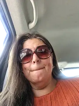 Snapshot of emma_tour chatting on 01.21.25 emma tour online show from 01.21.25