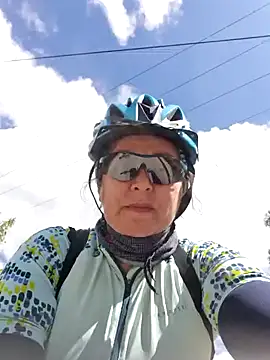 Snapshot of emma_tour chatting on 01.29.25 emma tour online show from 01.29.25