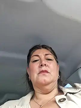 Snapshot of emma_tour chatting on 02.04.25 emma tour online show from 02.04.25