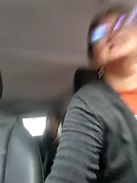 Snapshot of emma_tour chatting on 02.25.25 emma tour online show from 02.25.25