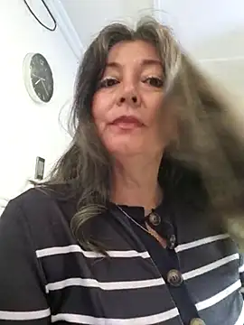 Snapshot of emma_tour chatting on 03.04.25 emma tour online show from 03.04.25