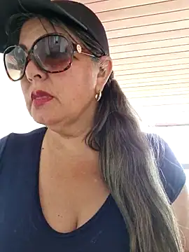 Snapshot of emma_tour chatting on 03.08.25 emma tour online show from 03.08.25