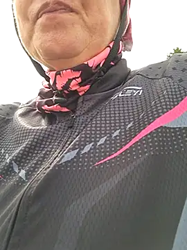 Snapshot of emma_tour chatting on 03.12.25 emma tour online show from 03.12.25