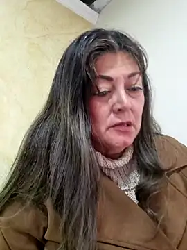 Snapshot of emma_tour chatting on 03.14.25 emma tour online show from 03.14.25