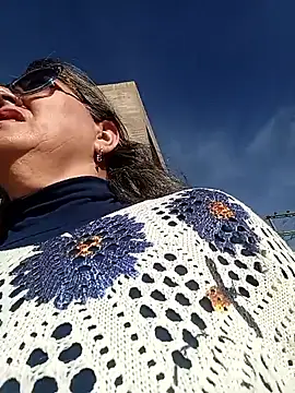 Snapshot of emma_tour chatting on 09.26.25 emma tour online show from 09.26.25