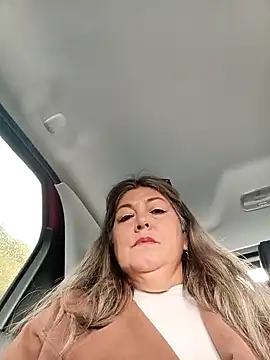 Snapshot of emma_tour chatting on 09.30.25 emma tour online show from 09.30.25