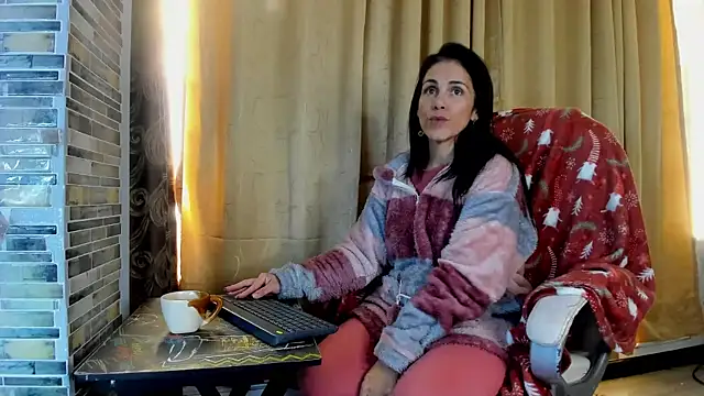 girasol walton online show from 03.15.25