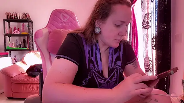 kisicaxx online show from 11.11.25