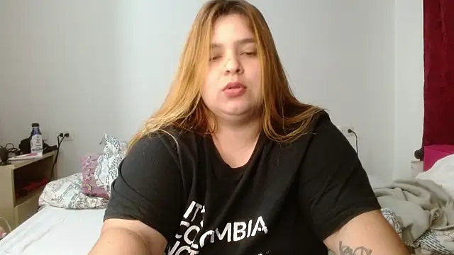 Snapshot of Blondylicious chatting on 02.05.25 Blondylicious online show from 02.05.25