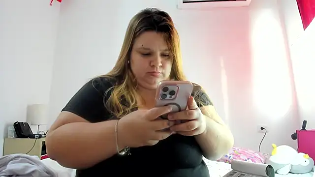 Snapshot of Blondylicious chatting on 03.05.25 Blondylicious online show from 03.05.25